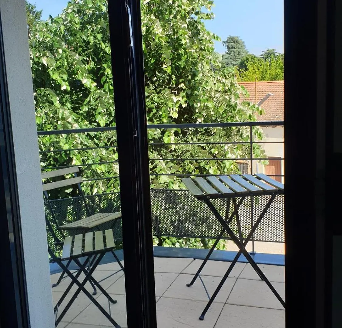 Appartement Le Loft de Genas entre Eurexpo et St Exupéry